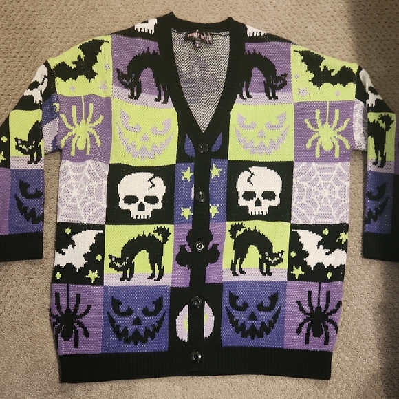 Trickz N' Treatz Sweaters - Trickz N Treatz Patchwork Oversized Knit Cardigan, Cat, Skulls, Bats, Spider.NEW